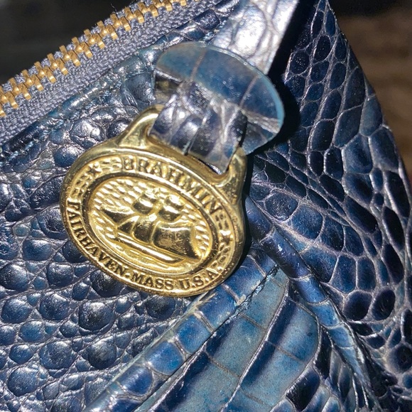 Brahmin Vintage Croc Embossed Leather Zip Top Shoulder Bag EVC - Picture 11 of 16